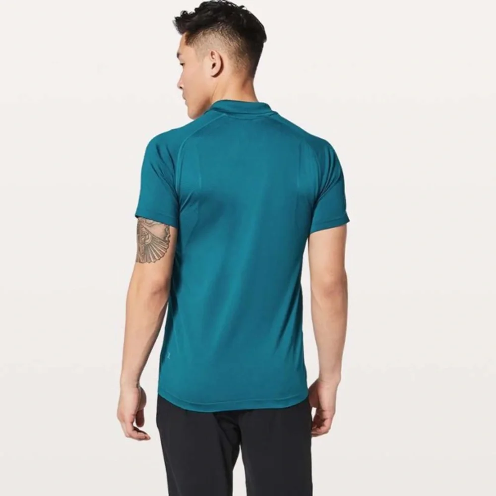 Lululemon Men's XXL Metal Vent Tech Short‎ Sleeve Performance Golf Polo Shirt
